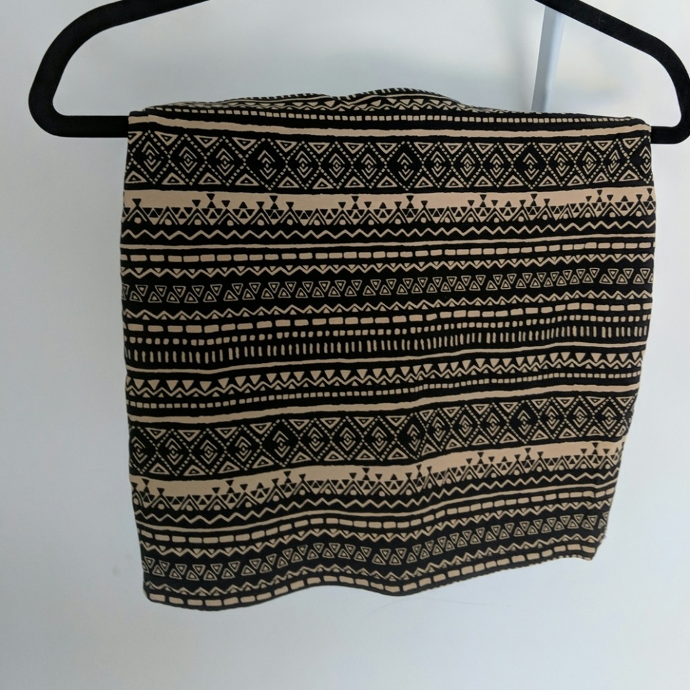 Black and tan mini skirt